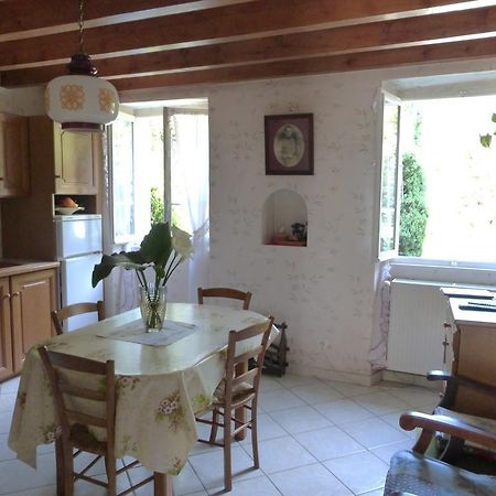Au Coeur De La Campagne - Gite Non Loins D'Annecy- A 17 Min D'Annecy - Tout Pret D'Aix Les Bains Saint-Girod Habitación foto
